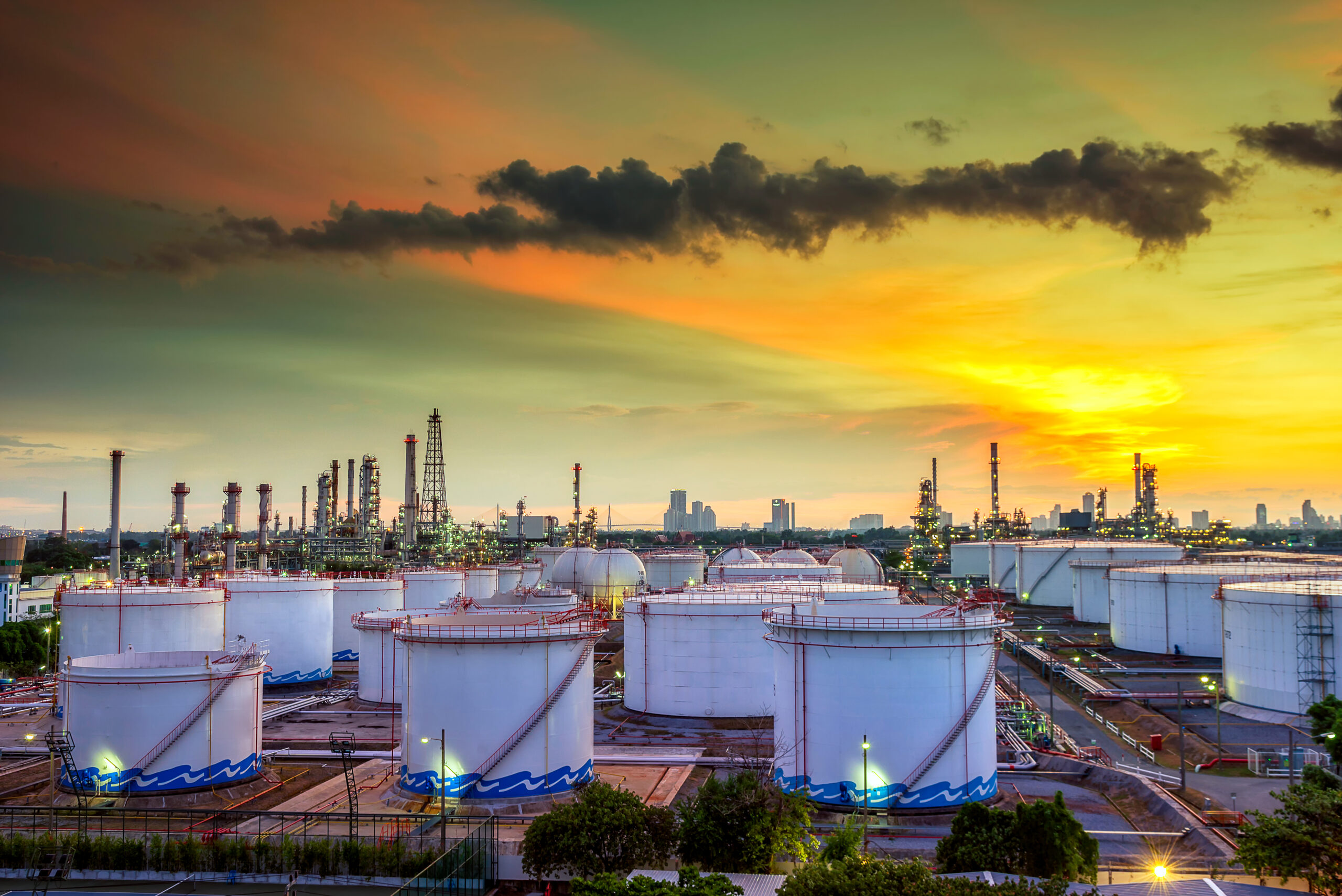 Oil,And,Gas,Industry,-,Refinery,At,Sunset,-,Factory